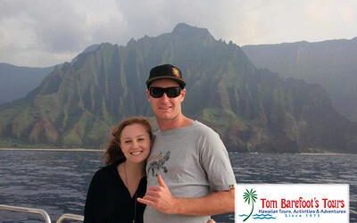 Travel Blog #87 – Whale Watch/Napali Coast Dinner Cruise On The Blue Dolphin