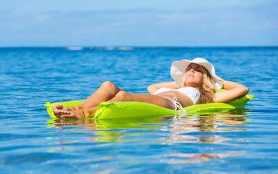 Which Months Have the Least Tourists Visiting Hawaii?